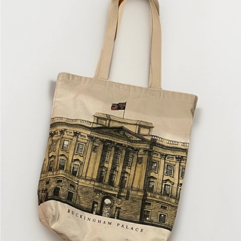 Buckingham Palace Lined  Tote Bag The Royal Collection